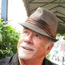 Gordon Lipscomb's Instagram, Twitter & Facebook