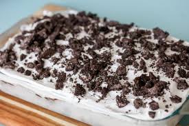 Trusted ice cream dessert recipes from betty crocker. Oreo Ice Cream Cake Just 5 Ingredients Lil Luna