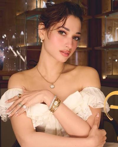 Tamannaah Bhatia Turns Muse Mode ON at Tamannaah Fine Jewellery ✨👑 # TamannaahBhatia #TamannaahFineJewellery #JewelsThatSpeak #GlamMuse