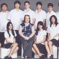 Lumayan banyak juga sih hehe. Transformasi Maudy Ayunda Dari Rena Hingga Penyanyi Berprestasi Kumparan Com