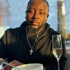 How Netflix KILLED Blockbuster… Former Netflix CEO Join the original  discussion group here 👇👇 https://www.facebook.com/groups/1075841453533297