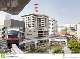 Für den wahlkreis okinawa 1 mit insbesondere der stadt naha der kommunist seiken akamine, für den wahlkreis 2 mit den städten urasoe und ginowan der sozialdemokrat kantoku teruya, für den wahlkreis 3 im norden mit den städten nago, okinawa und uruma tomohiro yara , der im april 2019 noch als liberaler die nachwahl für tamakis sitz gewann, Okinawa Stadt Einschienenbahn Linie Redaktionelles Foto Bild Von Prafektur Gebaude 30014461