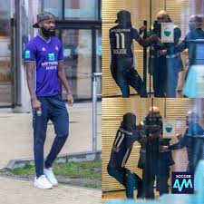 But because only members of the first team were allowed in the building at that moment and lamkel ze has already been sent to the reserves (who weren't due to train until in the afternoon). Facebook