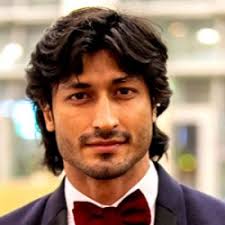 Vidyut jamwal height in cm: Vidyut Jamwal Height In Feet Cm How Tall