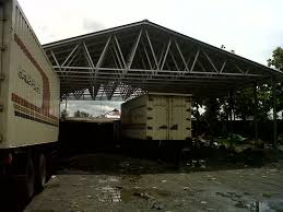 Ketebalan kolom biasanya lebih besar, yakni berkisar mulai dari 1 hingga 2 mm. Pemasangan Rangka Atap Baja Ringan Dan Genteng Metal Garasi Bus Santoso Jual Dan Pasang Rangka Atap Baja Ringan Baja Ringan Jogjajual Dan Pasang Rangka Atap Baja Ringan Baja Ringan Jogja