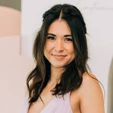 Sharon Amey's Instagram, Twitter & Facebook