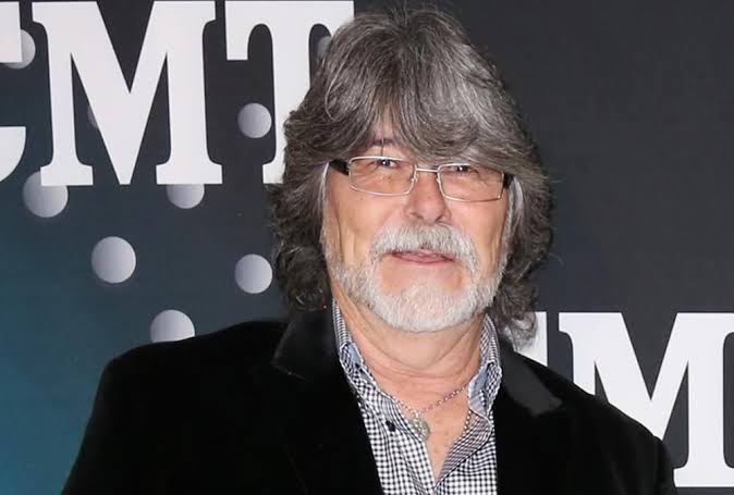 Alabama Cancels More Shows as Randy Owen Deals With Health Issues | WIVK-FM