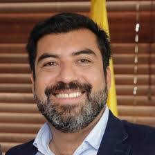 Javier Fabian's Instagram, Twitter & Facebook