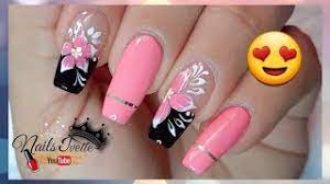 Los decorados para uñas es algo muy delicado pero a su vez algo que requiere mucha paciencia, tener buen gusto para combinar los colores y dedicación. Decoracion De Unas Sencillas Y Bonitas Facil De Hacer Diseno De Unas Unas Decoradas Paso A Paso Youtube