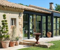 Extension D Une Maison Provencale Renovation Technal En 2020 Maison Provencale Agrandissement Maison Renovation Maison Ancienne