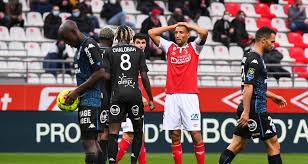 Quel retournement de situation ! Resultat Ligue 1 Lorient Enfonce Encore Un Peu Plus Le Stade De Reims 1 3