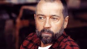 Volo's early roles were in comedies like casomai (2002), la febbre (2005) and manual of love: Pwyqidd95vha4m