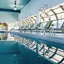 Chelsea Hotel Toronto Hotwire On Instagram Chelsea Hotel Toronto Hotels Hotel Pool