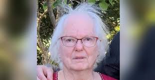 Irene Phipps's Instagram, Twitter & Facebook