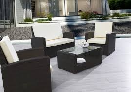 L'entretien pour un salon de jardin composée d'une table et de chaises en textilène est très réduit. Mobilier Et Salon De Jardin Des Modeles Declinables A L Infini Et A Acheter Au Meilleur Prix Mamaisonmonjardin Com