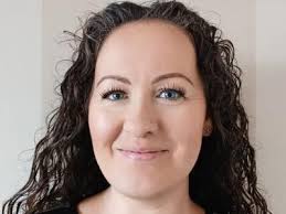 How to be a freelance translator in July