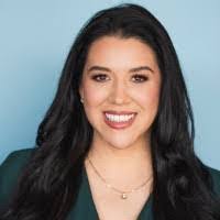 Suzanne Allred's Instagram, Twitter & Facebook