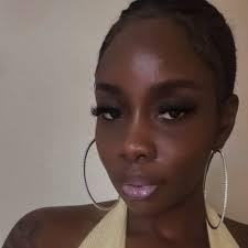 KATIE GREER (@TheeReallKT_)