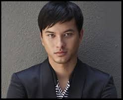Actor nicholas saputra (pendekar tongkat emas, aadc 2) finds his solace during his travels. Biografi Nicholas Saputra Aktor Film Indonesia Biografiku Com