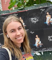 unreliable narrator (@lauren_bliss10)