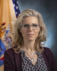 Richard Pon's Instagram, Twitter & Facebook