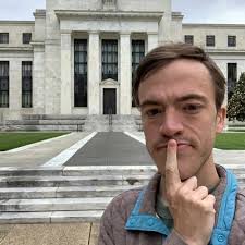 Andrew Pelton (@AndrewPelton2)