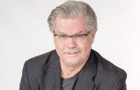 Susan Hettinger's Instagram, Twitter & Facebook