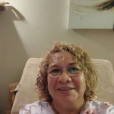 Julie's Designs & Signs