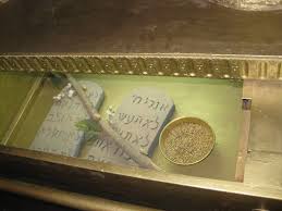 Contents Of The Ark Of The Covenant Our Laws The Staff Of Aaron And The Gold Jar Of Manna Sunday School Crafts Christian Education The Tabernacle
