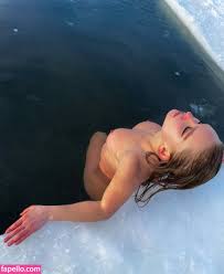 Galkina Anechka's sensual journey - discovering pure pleasure