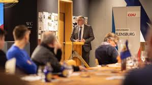 The cdu supports staff as essential contributors to the development of a flourishing learning community in cdetb and in the broader national and international educational community. Cdu Flensburg