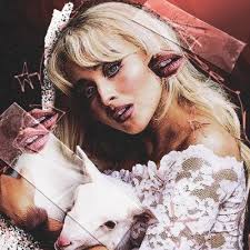 Nina Carpenter (@ninaacarpenter)