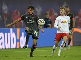 Join the discussion or compare with others! Interview Mit Fcn Innenverteidiger Lukas Muhl Stolz Aus Dem Bayerischen Wald Zu Kommen Sport Idowa
