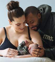 Model ashley graham, 33, is pregnant! Ashley Graham Shares Photo Of Newborn Son Isaac Breastfeeding People Com