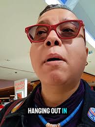 Día de Compras en Familia con Gemelas en Ottawa