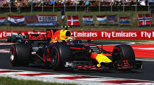 Ja vette pech voor de haters van autootjes die snelle rondjes rijden maar wij kijken zelfs uit naar de stem van olav mol en z'n zeker nu ze beginnen op de red bull ring en daarom is zelfs de eerste vrije training in oostenrijk een topic, waar volgende week gewoon nog. Verstappen Valt Uit In Tweede Vrije Training Autoblog Nl