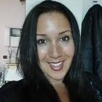 Kirsten Bennett's Instagram, Twitter & Facebook