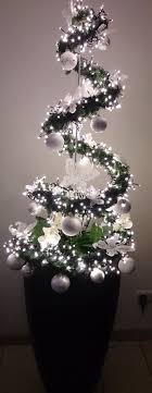Christmas Decorations Check Christmas Diy Decorations Easy And Cheap Ideas You Will Get To Know Chris Nonperest Christmas Decorations Cheap Easy Christmas Decorations Christmas Wreaths