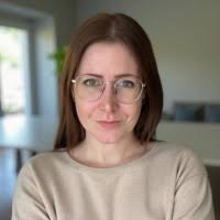 60+ "Nadia Stein" profiles