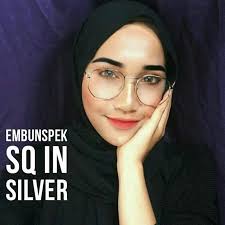 Sebelum pergi, sehari sebelumnya johar bercuti sehari untuk memenuhi keperluan kejantanannya dan permintaan kebetinaan isterinya milah. Embun Spek Perhatian Wanita Bertudung Masih Facebook