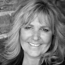 Nancy Vandervoort's Instagram, Twitter & Facebook