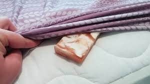 put a bar of soap under your bed sheet for one brilliant reason natura restless leg syndrome foot remedies leg cramps