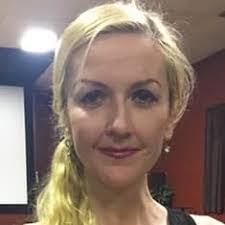 Lynn Caputo's Instagram, Twitter & Facebook