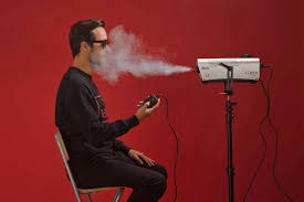 Entrevista a pedro penim onde ele fala um pouco sobre o seu percurso profissional com especial olhar ao clube disney e ao art attack. Tear Gas De Pedro Penim On Behance