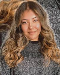 Jasmine Valentin (@jvalentin.hair) · Chicago, IL