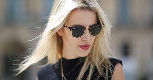 Craquez pour un rouge à lèvres abricot ou pêche, idéal pour sublimer votre carnation avec subtilité. Rouge A Levres Lequel Choisir Si Je Suis Blonde Beaute Fr
