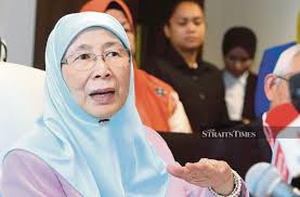 Dato 'seri datin seri dr. Dr Wan Azizah Database To Address Women Security Issues Needed