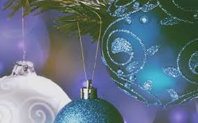 All you need for the festive season. Blue And Silver Baubles Christmas Ornaments Colorful Hd Wallpaper Wallpaper Flare