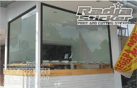 Cara menempelkan stiker yang terkelupas. Z7ieag6vzq0ium