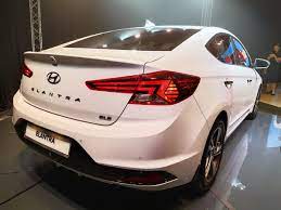 The price of hyundai elantra starts from rm85k for manual trans 1.6 litre up to rm115k for 1.8 litre full spec auto. Hyundai Elantra 2019 Gaya Baharu Dilancarkan Harga Rm109 888